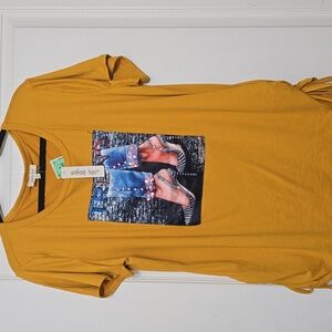 Mustard Graphic T-Shirt